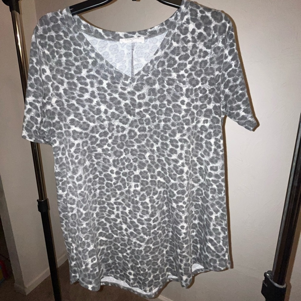Leopard print short sleeve t shirt